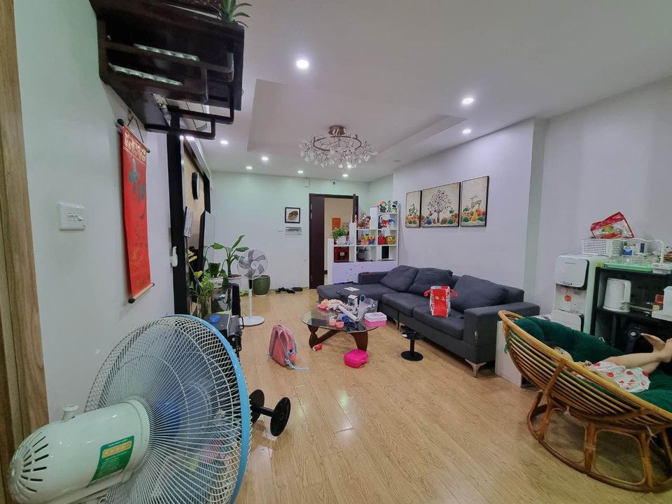 Bán căn hộ phù hợp với tầm tài chính nhiều gia đình trẻ tuổi, cách trung tâm Hà Nội khoảng 10 phút đi xe-03