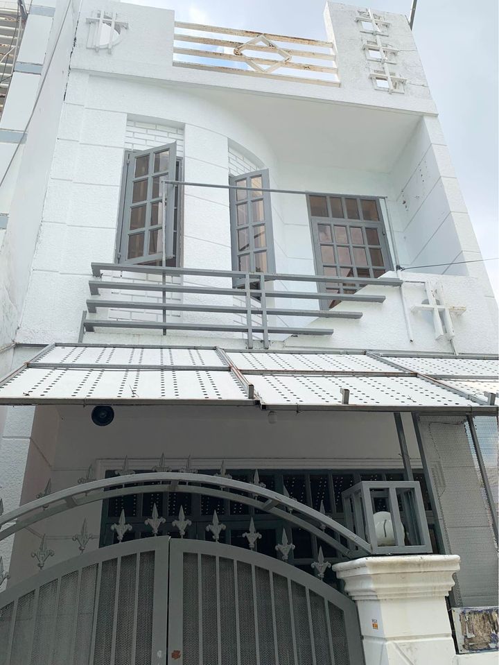Bán nhà riêng quận Gò Vấp thành phố Hồ Chí Minh, giá 4 tỷ-01