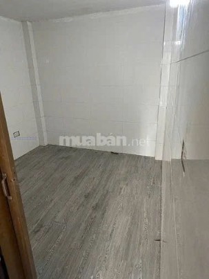 Cho thuê nhà riêng, 3 PN, 20 m², Hoàn Kiếm