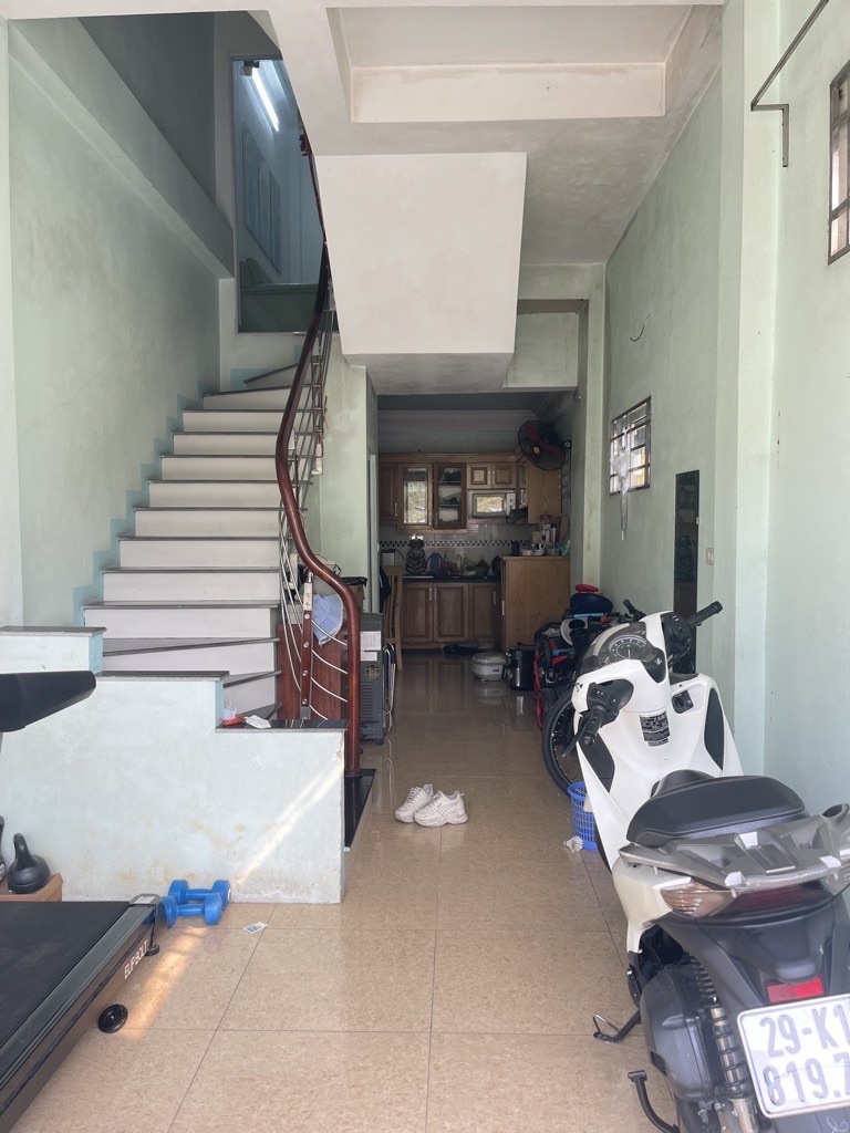 3-bedroom house for sale, 45 m², Long Biên