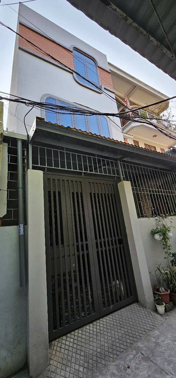 Продаётся дом, 3 спальни, 40 м², Thanh Trì