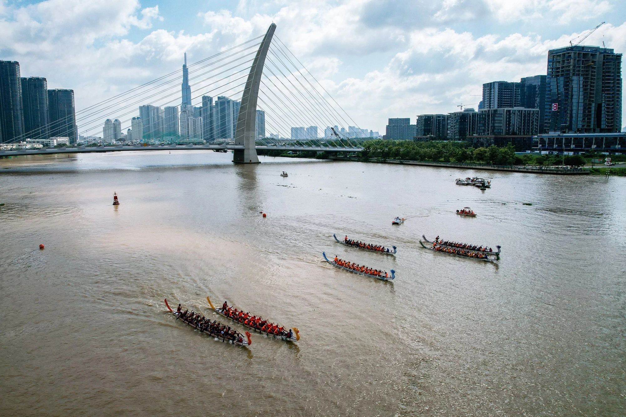 Bán đất ven sông Sài Gòn, Trần Não, Quận 2 giá rẻ nhất khu vực, view Landmark 81, giá tốt