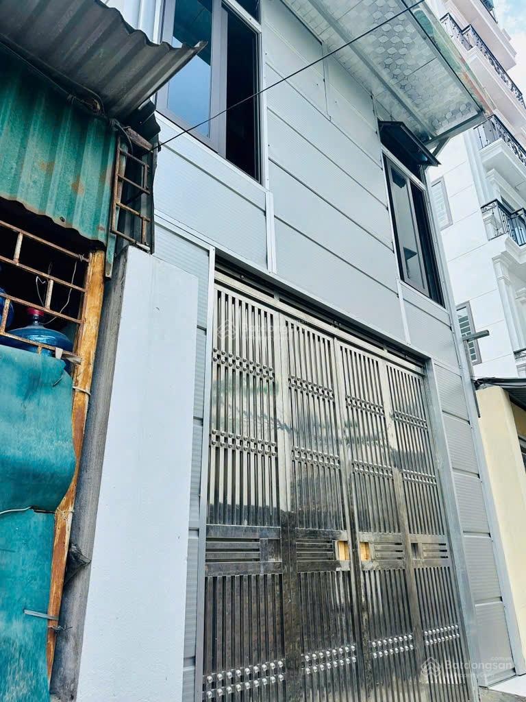 Hiếm bán 110m2 đất 31ha thị Trấn , Trâu Quỳ, Gia Lâm đường 15m vỉa hè