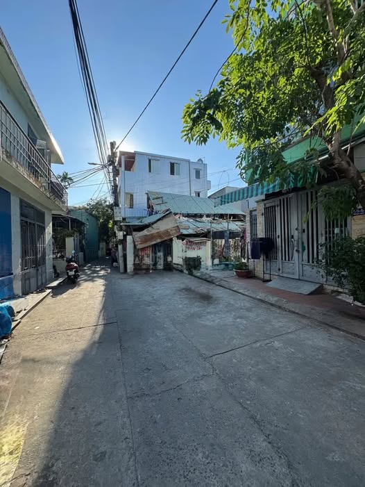 Bán đất kiệt ô tô Phan Bôi, Sơn Trà, 60m2, nở hậu, gần biển