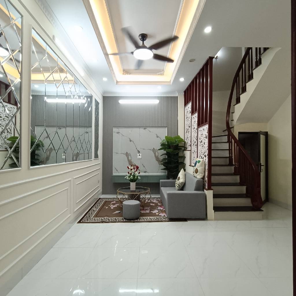 House for sale, 30 m², Long Biên