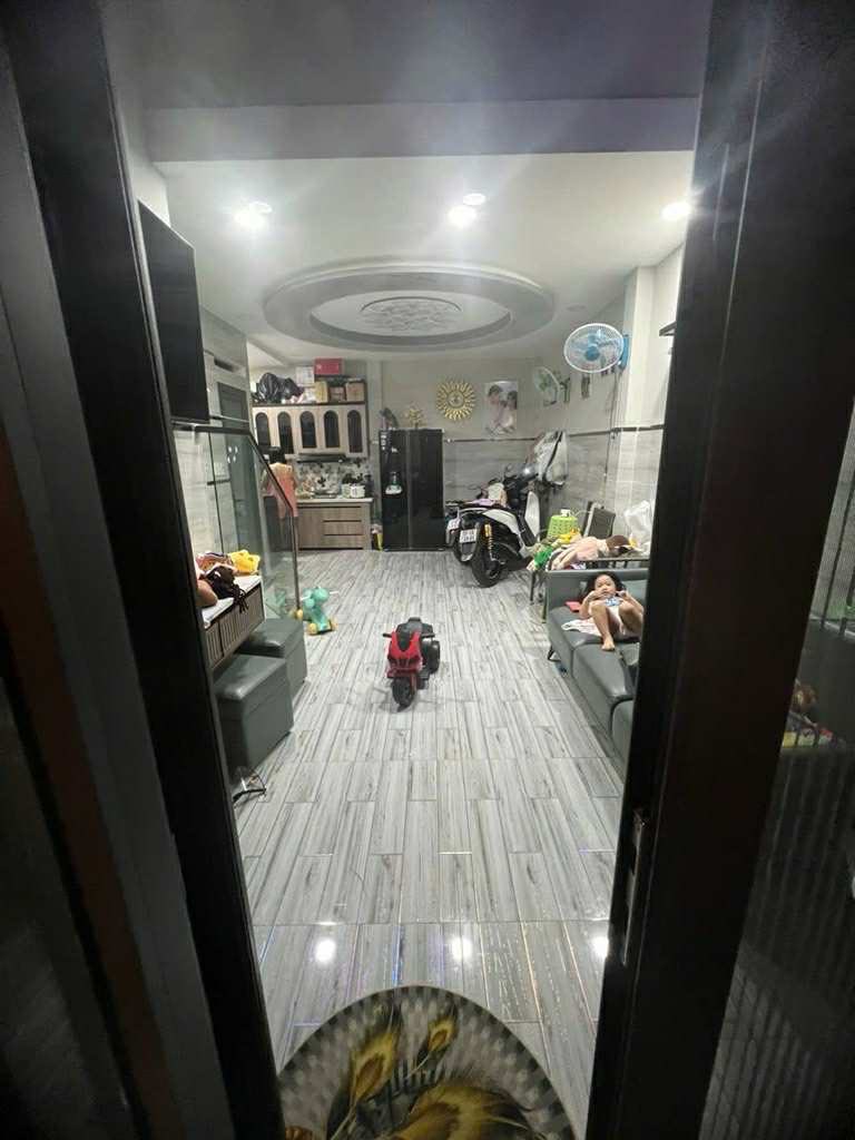 Продаётся дом, 2 спальни, 49 м², Quận 6