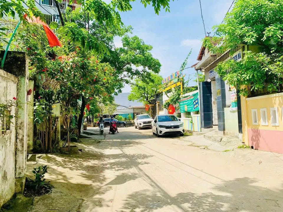 Land for sale, 100 m², An Cựu