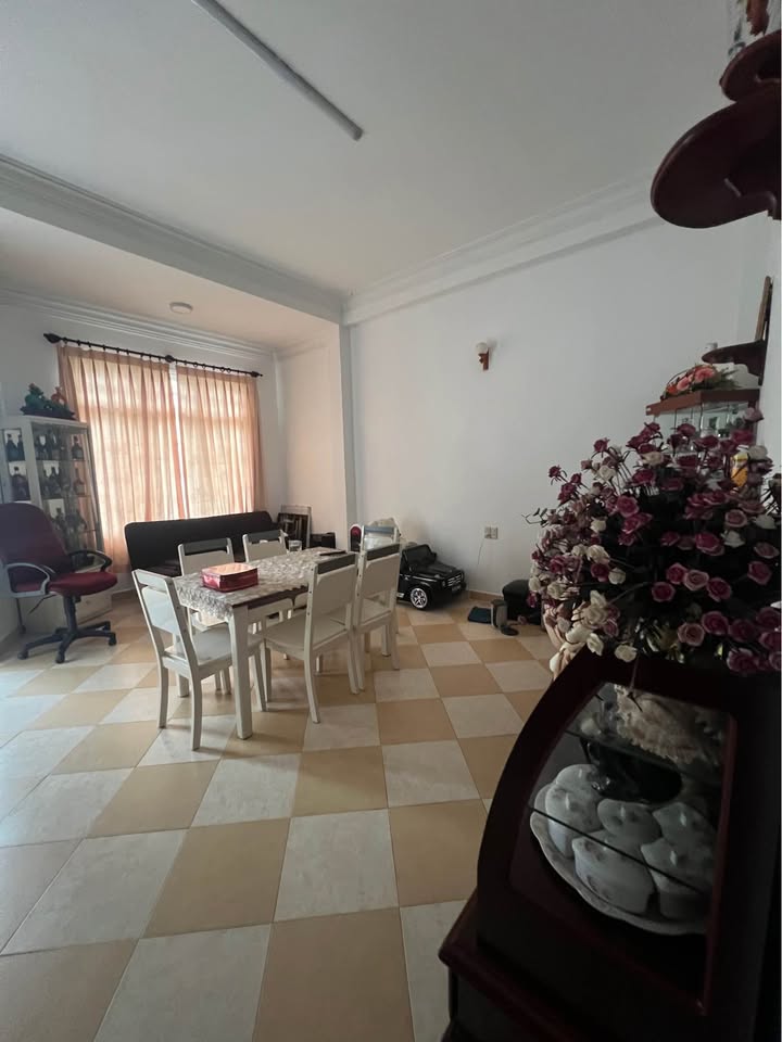 Продаётся дом, 6 спален, 74 м², Phường 8