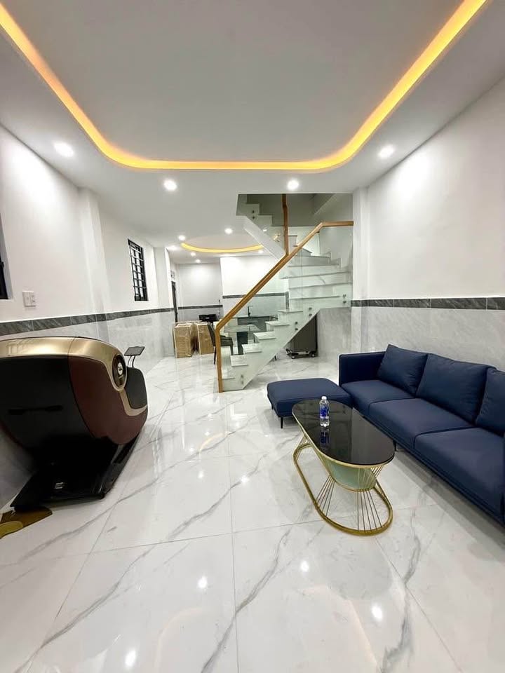 House for sale, 40 m², Quận 7
