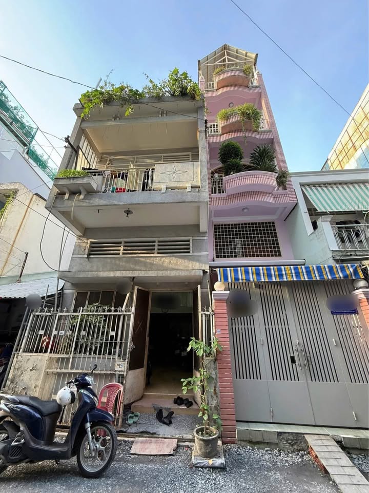 Продаётся дом, 71,4 м², Quận 3