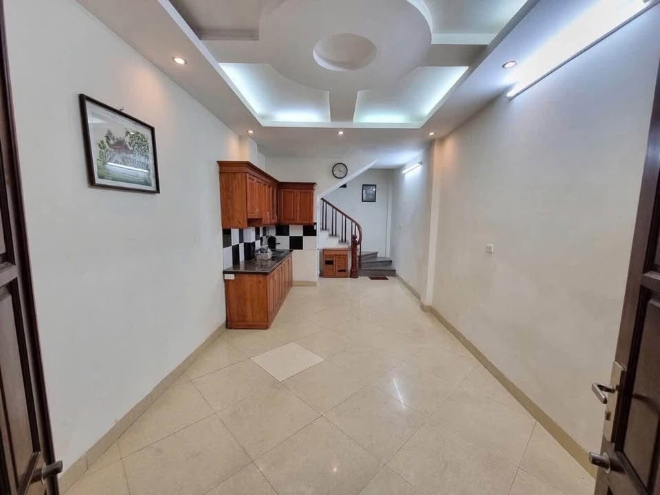 Продаётся дом, 3 спальни, 30 м², Tây Hồ
