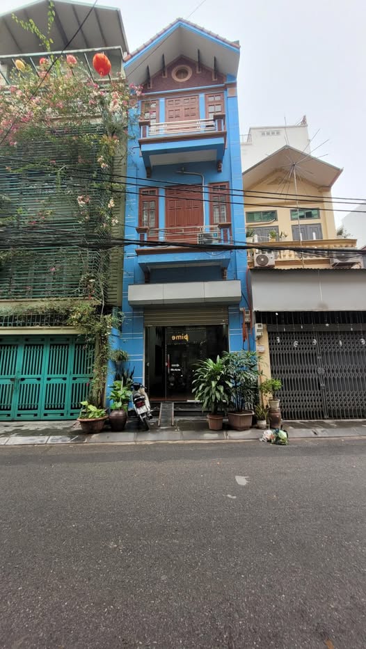Продаётся дом, 4 спальни, 82,2 м², Long Biên