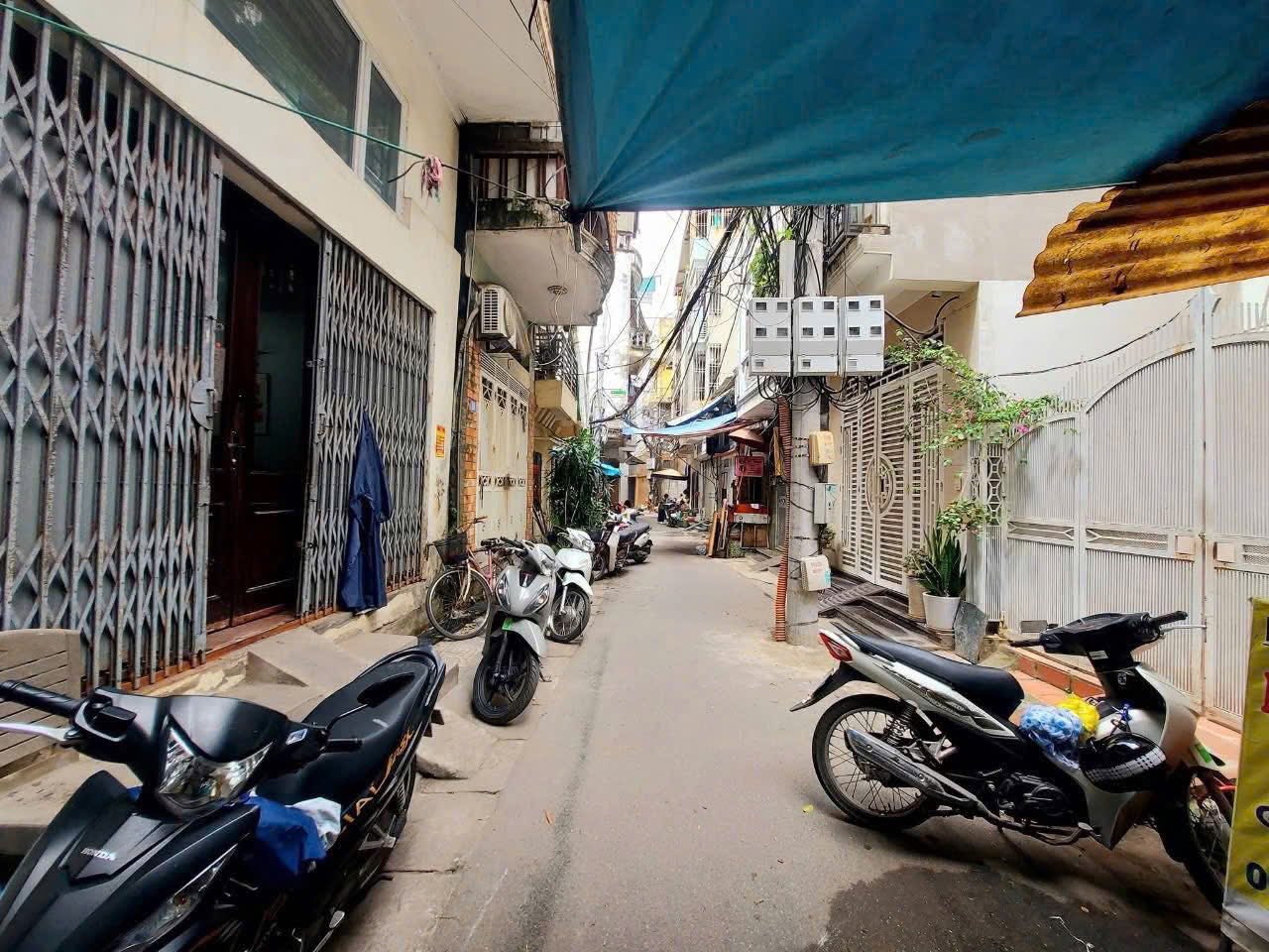 Сдаётся дом, 36 м², Hai Bà Trưng
