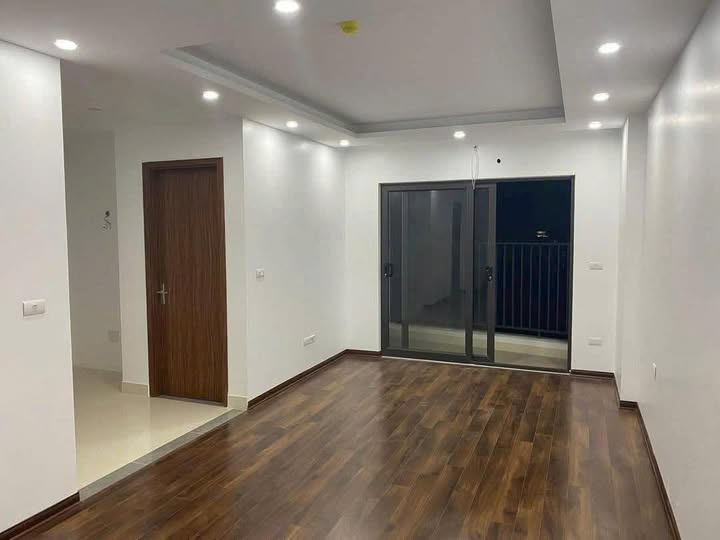 Продаётся квартира, 2 спальни, 70 м², Thanh Trì