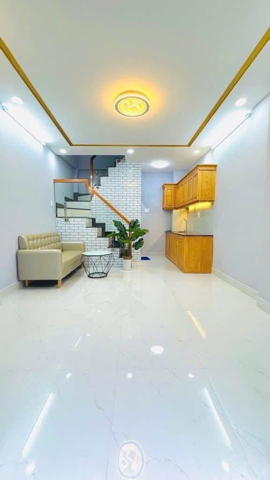 3-bedroom house for sale, 21 m², Quận 10