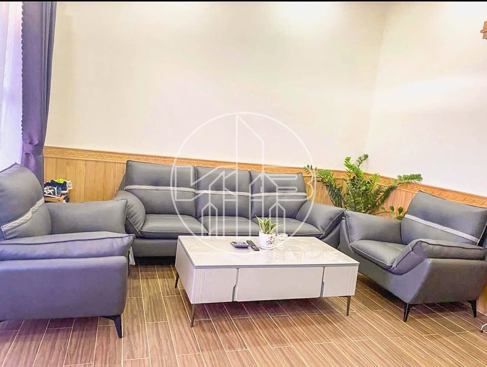 Продаётся дом, 2 спальни, 100 м², Phường 12