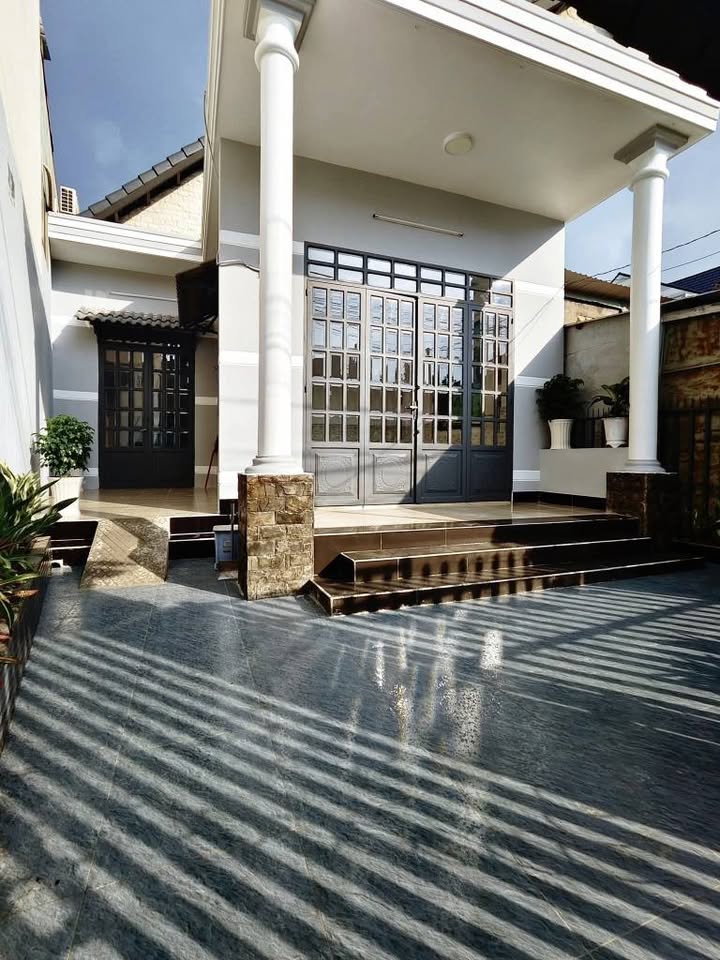 Продаётся дом, 2 спальни, 84 м², Hóc Môn