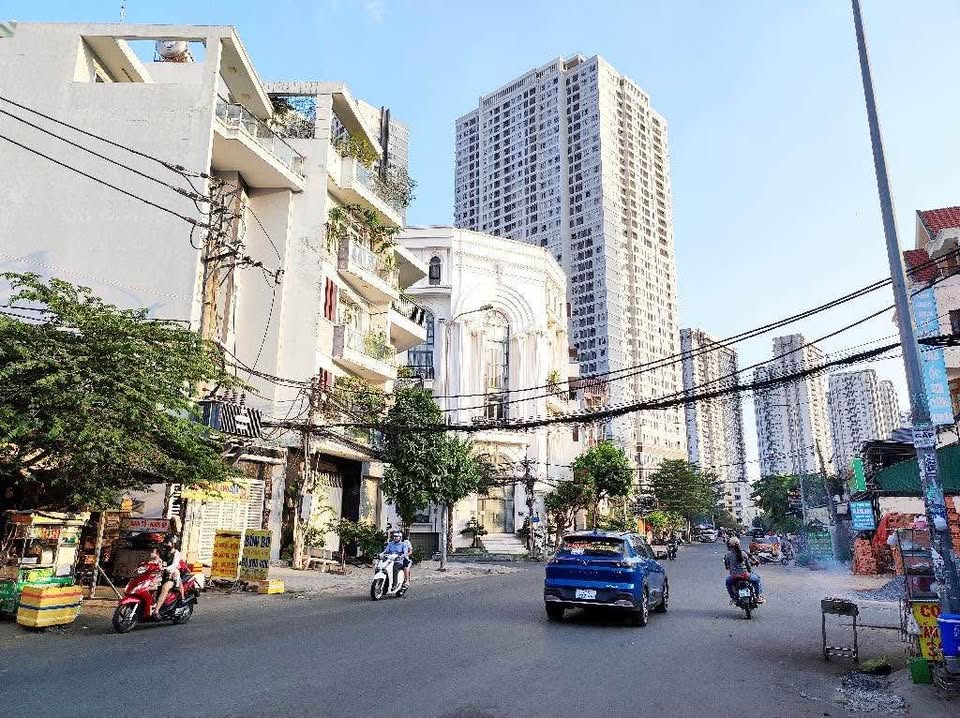 Land for sale, 252 m², Quận 7