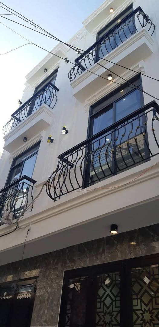Продаётся дом, 3 спальни, 37 м², Thắng Nhì