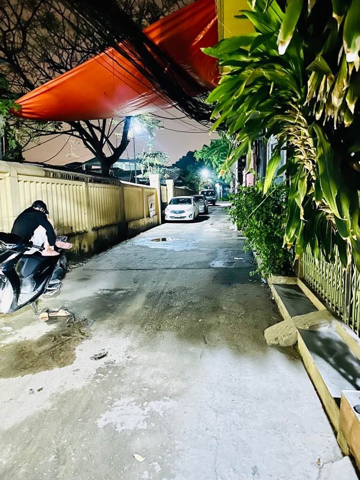 Продаётся дом, 2 спальни, 45 м², Tây Hồ