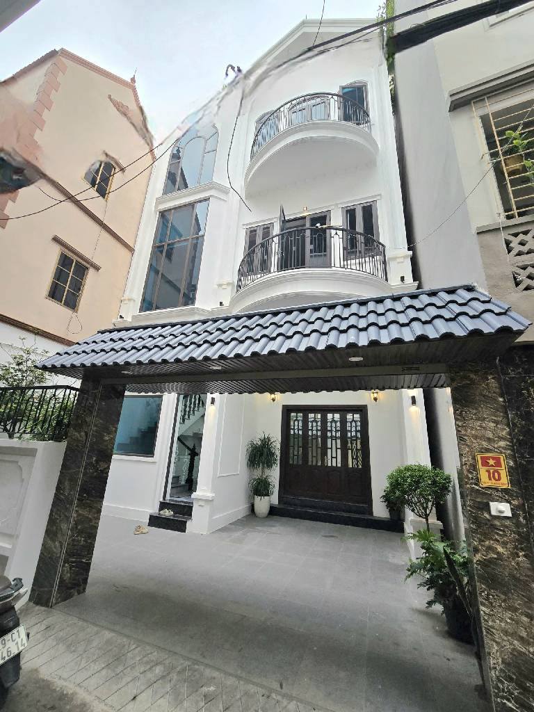 Продаётся дом, 5 спален, 82 м², Tây Hồ