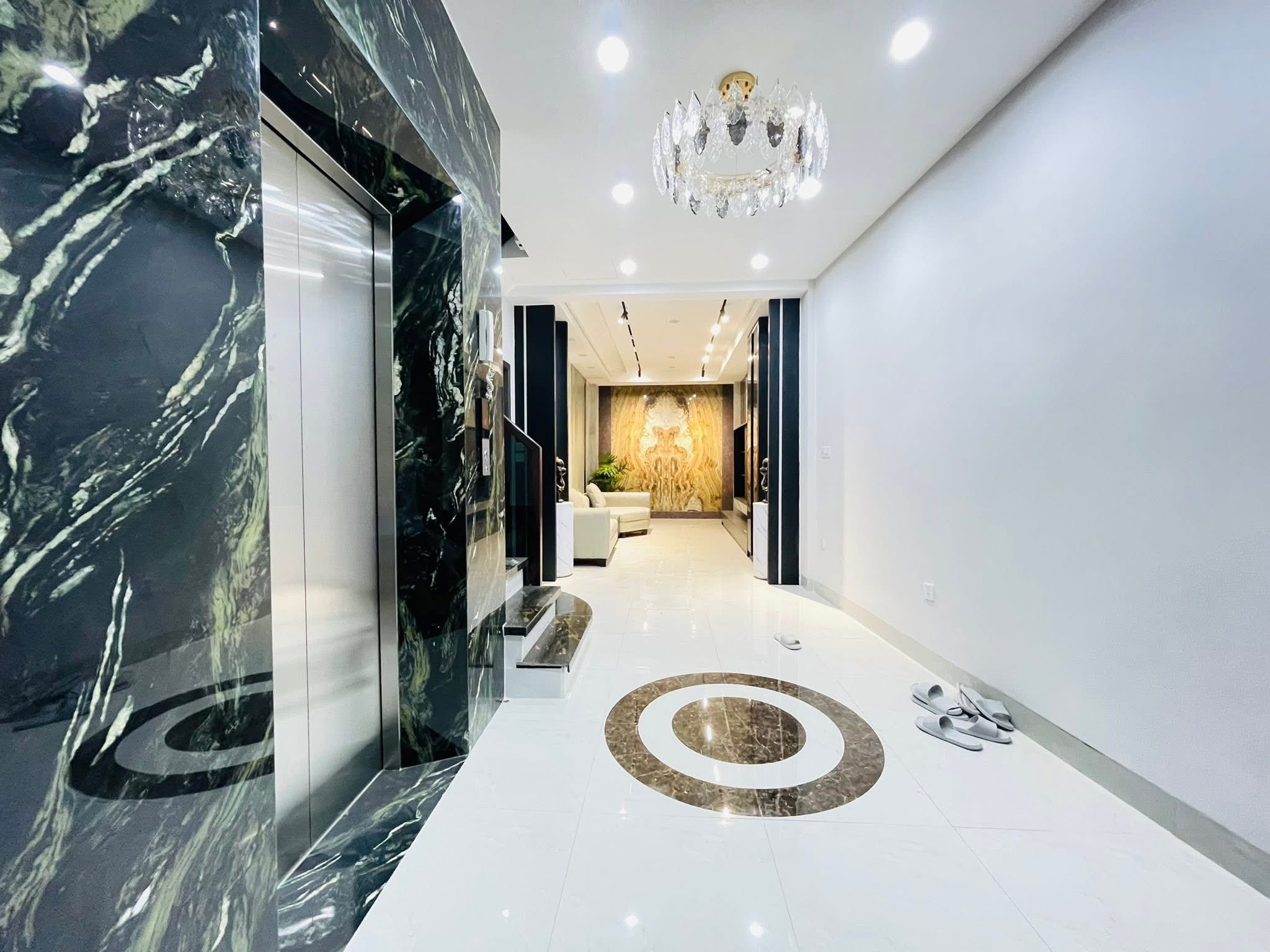 Продаётся дом, 60 м², Hai Bà Trưng