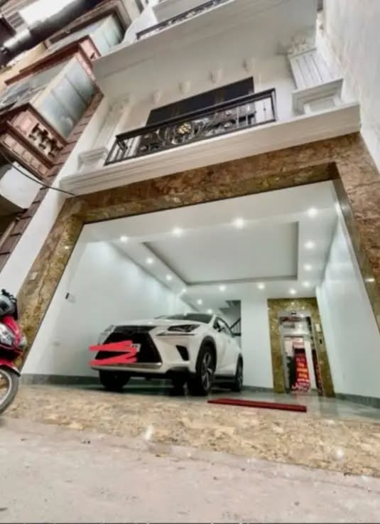 Nhà mặt ngõ Hồ Tùng Mậu, ngõ thông ô tô vào nhà, 7.5 tầng, 45m², 18.5 tỷ