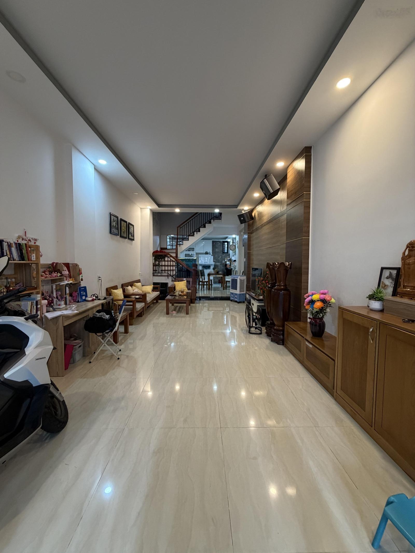 Cho thuê mặt bằng tại trung tâm TP