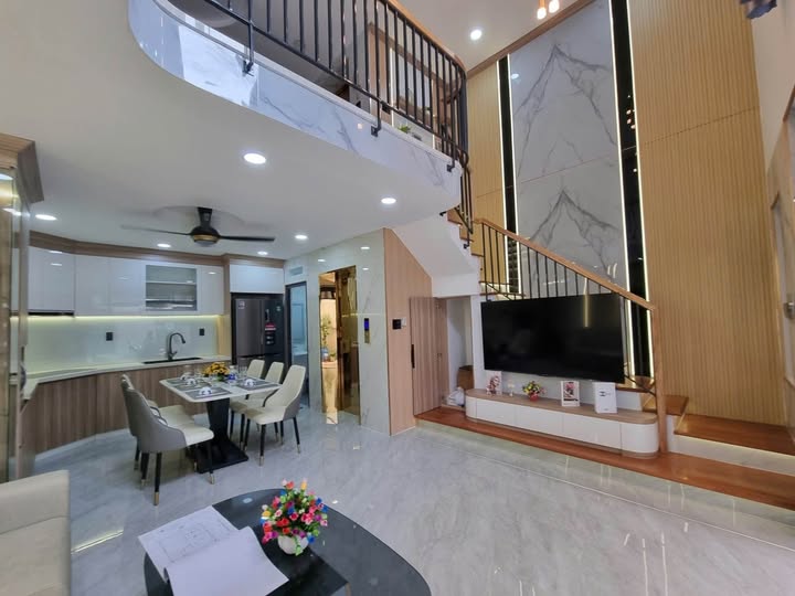 Продаётся дом, 3 спальни, 49 м², Gò Vấp