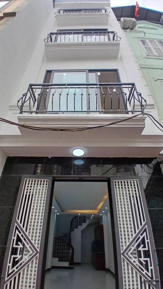 House for sale, 35 m², Hoàng Mai