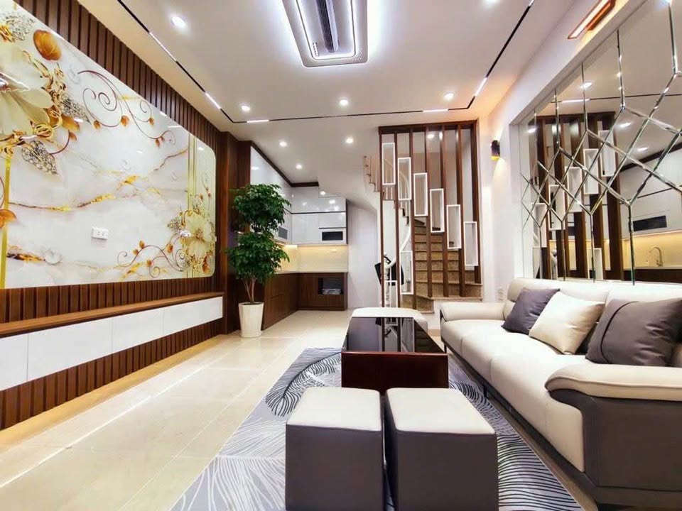 3-bedroom house for sale, 30 m², Hoàng Mai