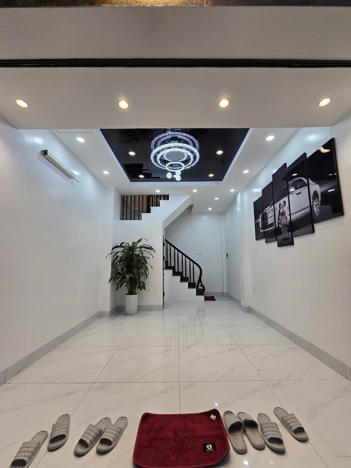 3-bedroom house for sale, 25 m², Hoàng Mai