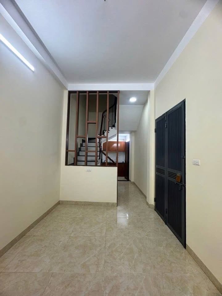 Bán nhà riêng, 31 m², Long Biên