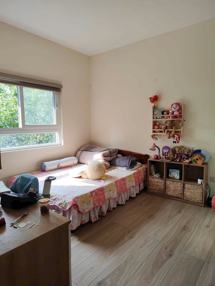 Сдаётся квартира, 2 спальни, 83 м², Long Biên