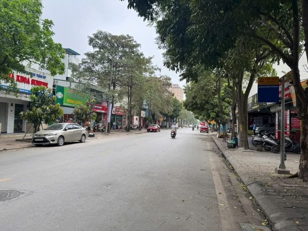 House for sale, 45 m², Long Biên