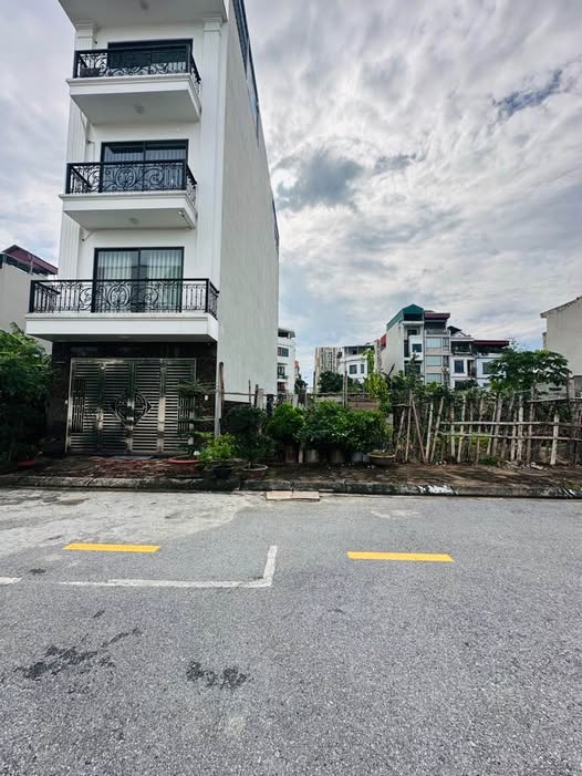 Bán nhà riêng, 90 m², Long Biên