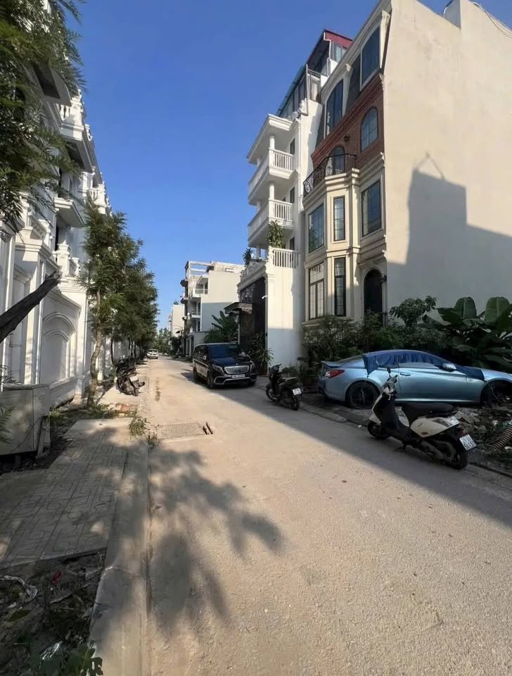 Продаётся участок, 115 м², Long Biên