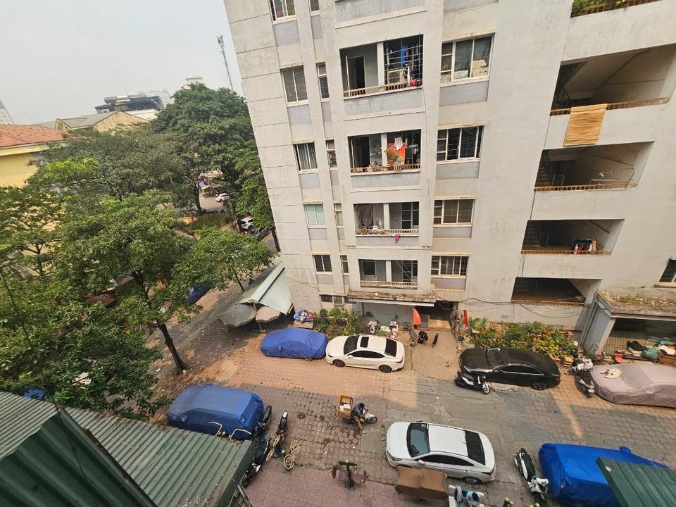 Продаётся дом, 2 спальни, 60 м², Cầu Giấy