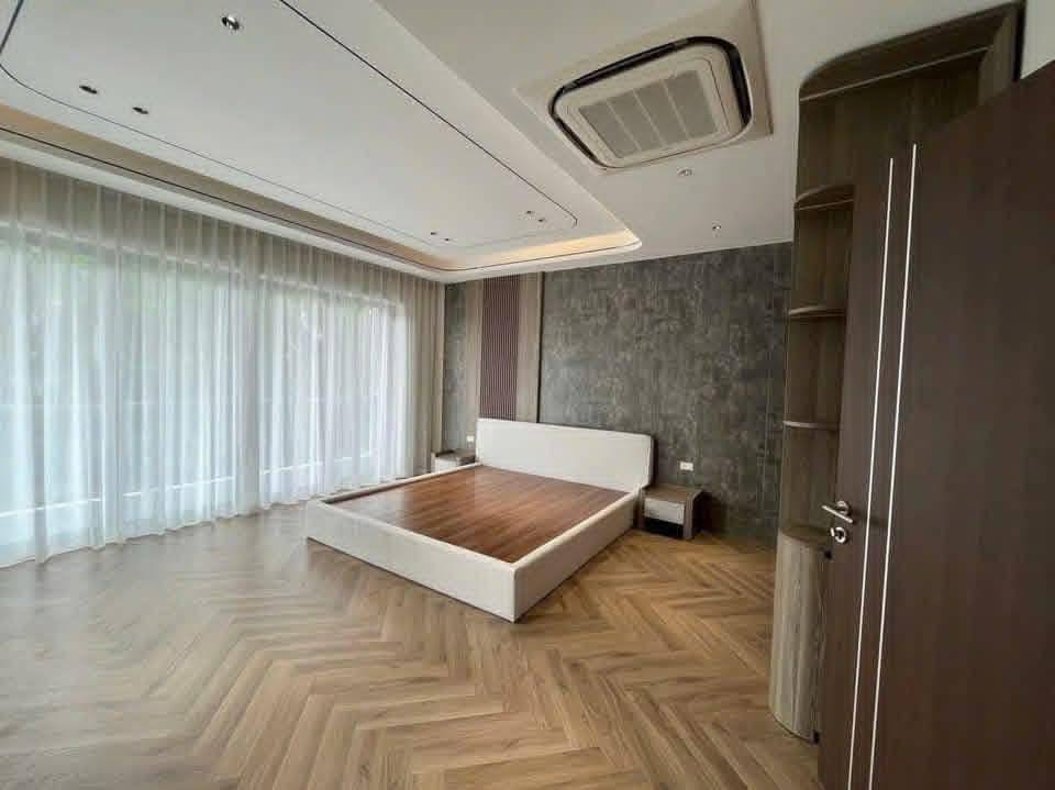 House for sale, 40 m², Long Biên