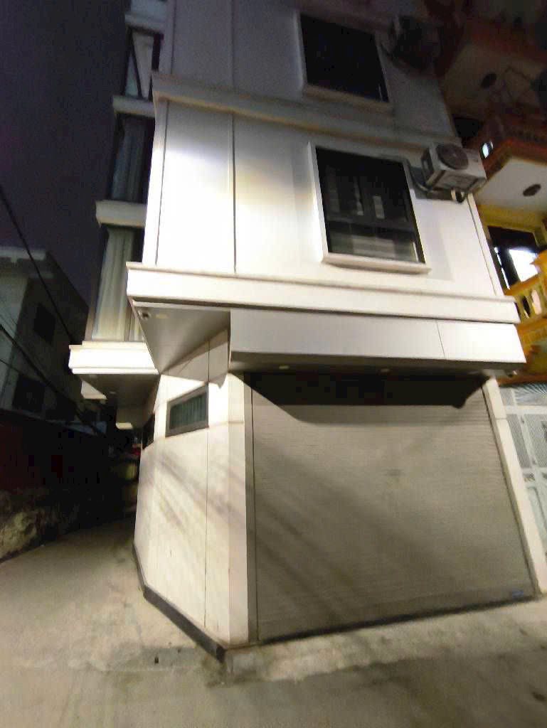 Продаётся дом, 3 спальни, 27 м², Tây Hồ
