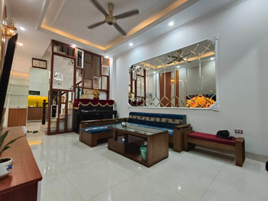 Продаётся дом, 3 спальни, 35 м², Nam Từ Liêm