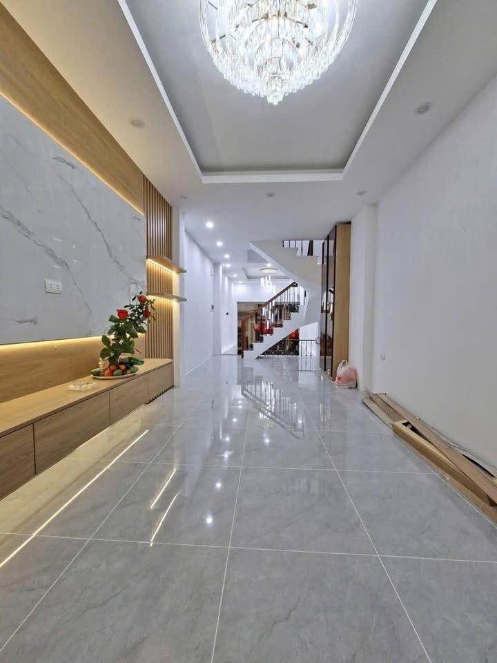 Продаётся дом, 5 спален, 38 м², Tây Hồ