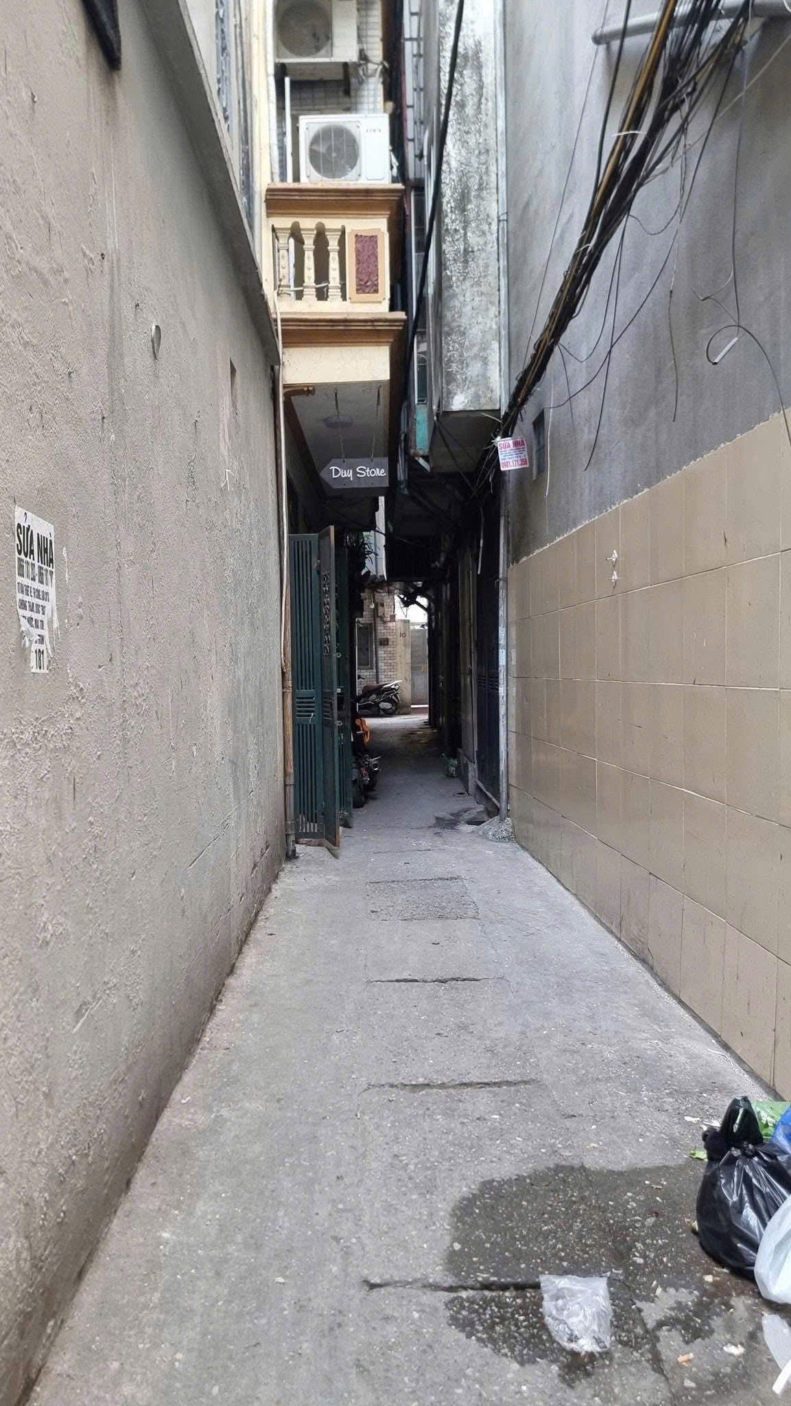 Сдаётся дом, 4 спальни, 32 м², Hai Bà Trưng