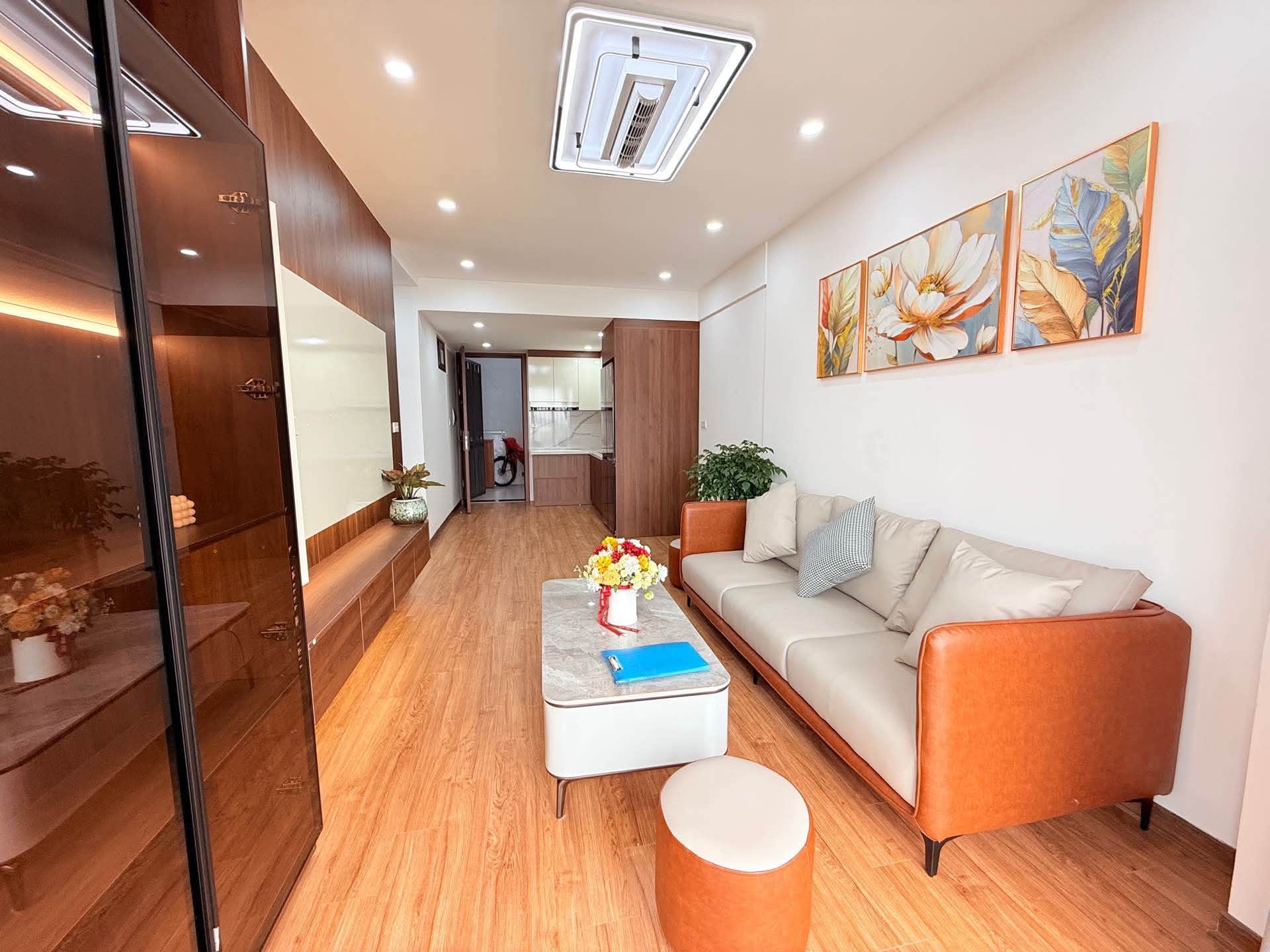 Продаётся дом, 2 спальни, 60 м², Hoàng Mai