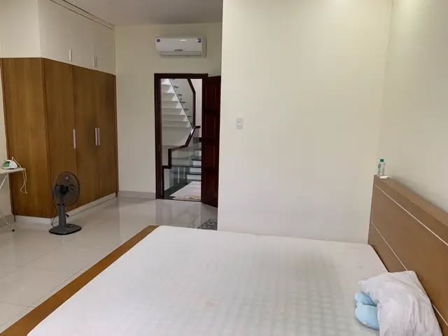 Bán nhà Tân Uyên, Bình Dương, diện tích 100m², công năng đầy đủ cho gia đình đông người