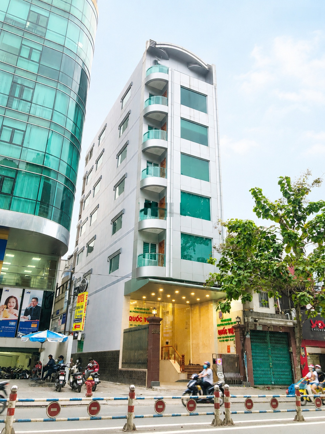 Ngộp bank cần bán tòa nhà 1 hầm 8 tầng-1600 m2 sàn-doanh thu khủng-căn góc- giá chỉ: 90 tỷ-khu vip!