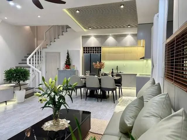 Bán nhà 2 tầng kiệt Huỳnh Ngọc Huệ, diện tích 48m2, 3 phòng ngủ, 2wc, khu trung tâm Thanh Khê