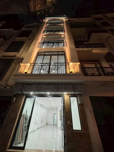 Cho thuê nhà riêng, 70 m², Đống Đa