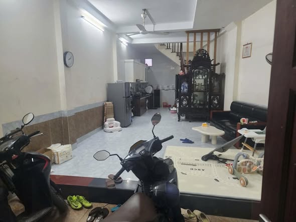Сдаётся дом, 3 спальни, 48 м², Nam Từ Liêm