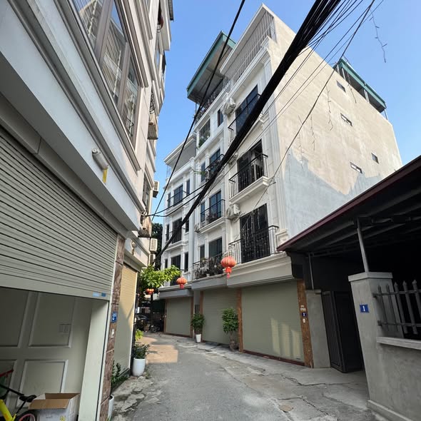 Продаётся дом, 3 спальни, 31,5 м², Bắc Từ Liêm